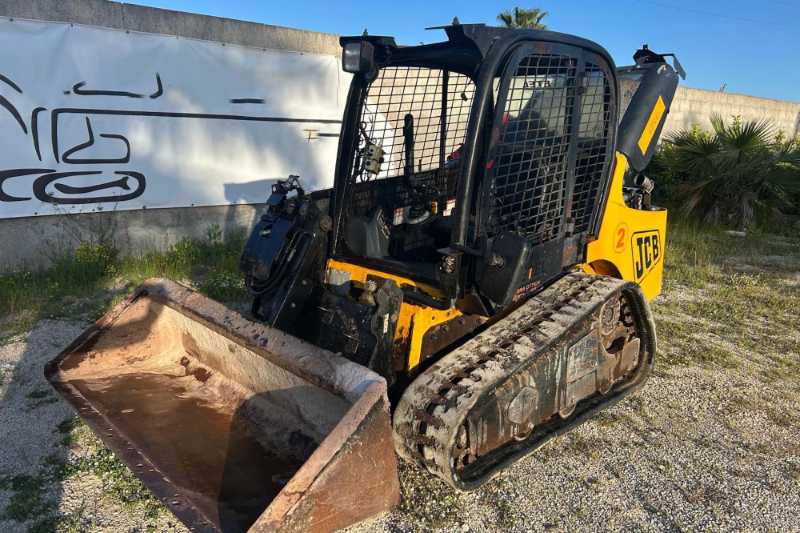 OmecoHub - Immagine JCB T180HF